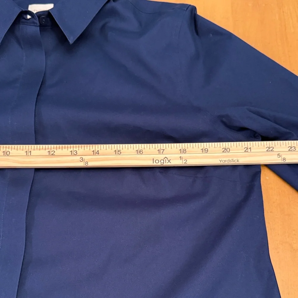 Chico's Classic Navy Blue Button-Front Blouse Cotton Size 2 / US Size Large 12 - Picture 7 of 9